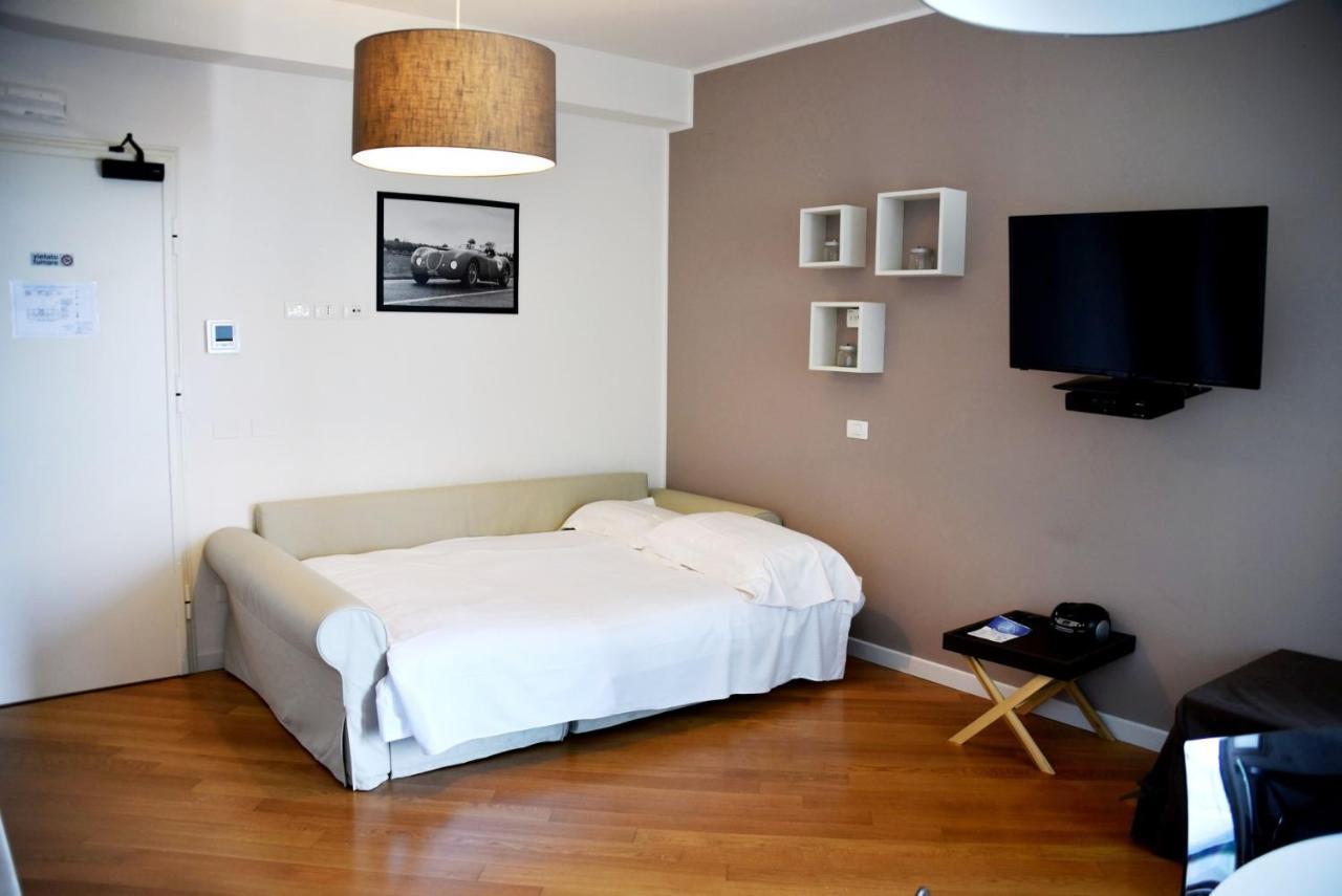 Residenza Miralago By Wonderful Italy Desenzano del Garda Buitenkant foto