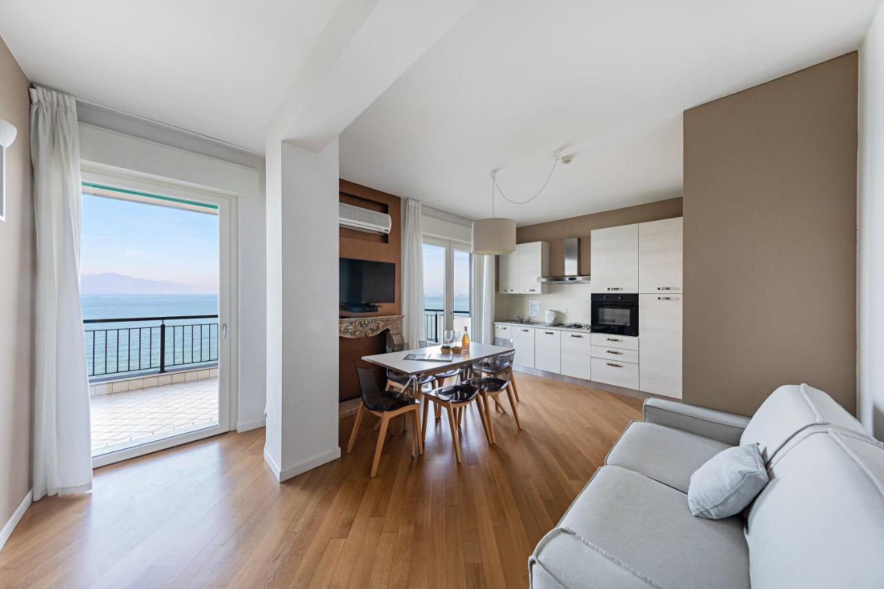 Residenza Miralago By Wonderful Italy Desenzano del Garda Buitenkant foto