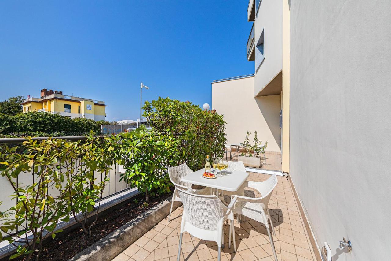 Residenza Miralago By Wonderful Italy Desenzano del Garda Buitenkant foto