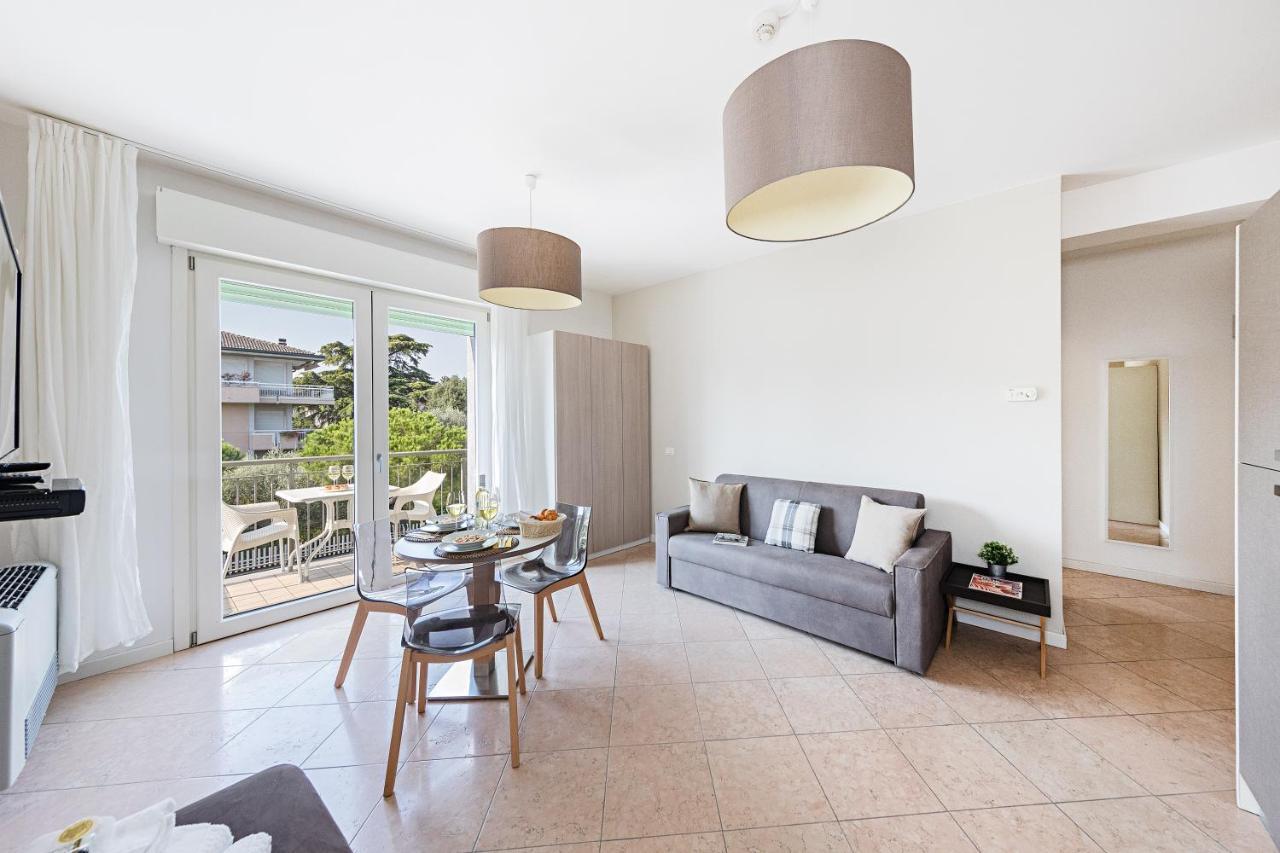 Residenza Miralago By Wonderful Italy Desenzano del Garda Buitenkant foto