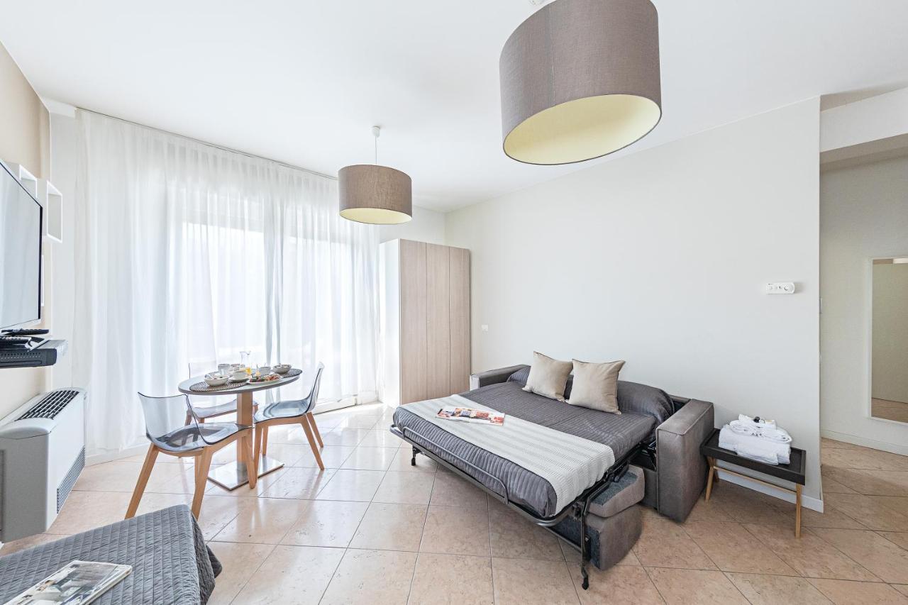 Residenza Miralago By Wonderful Italy Desenzano del Garda Buitenkant foto