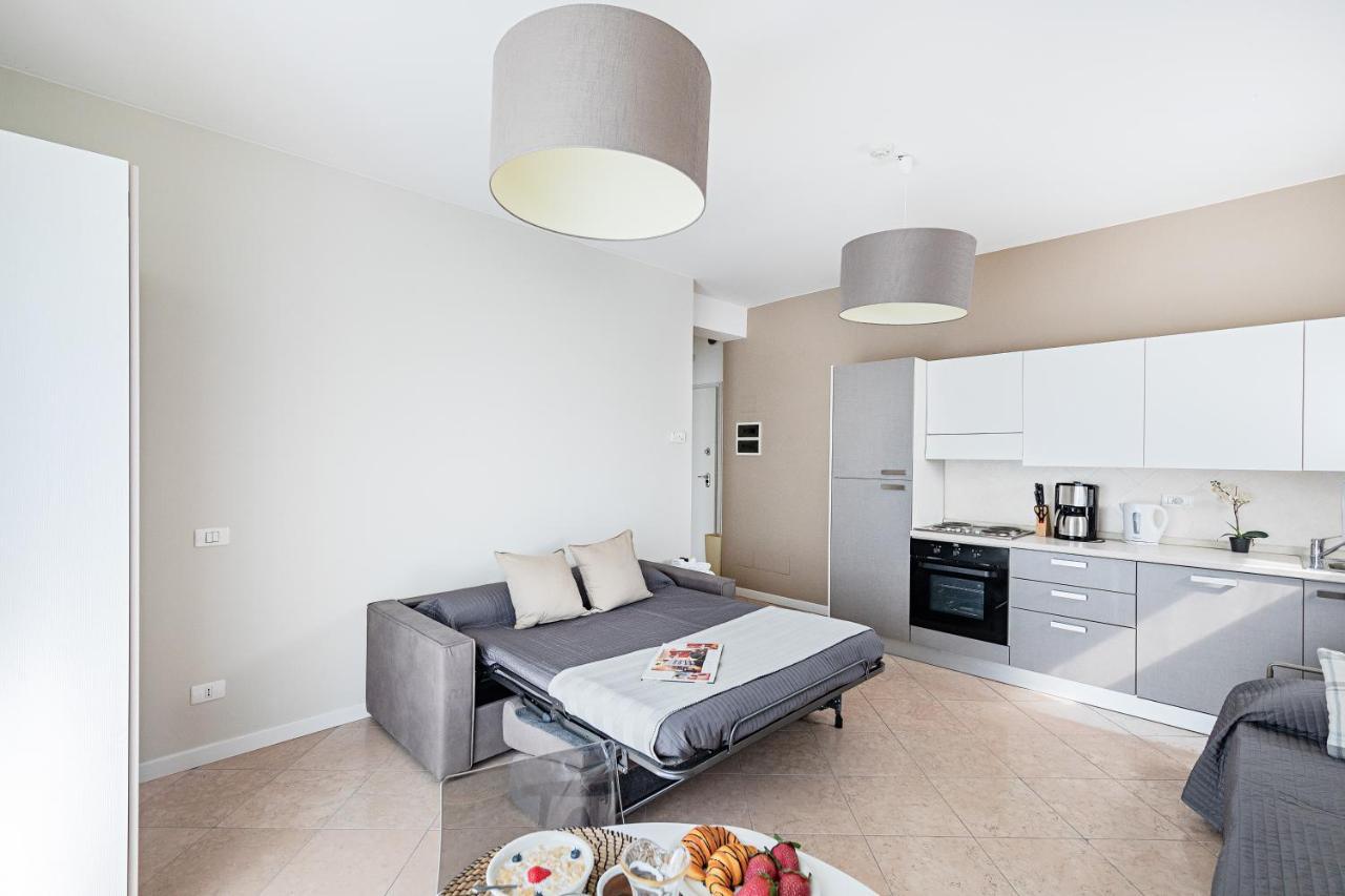 Residenza Miralago By Wonderful Italy Desenzano del Garda Buitenkant foto