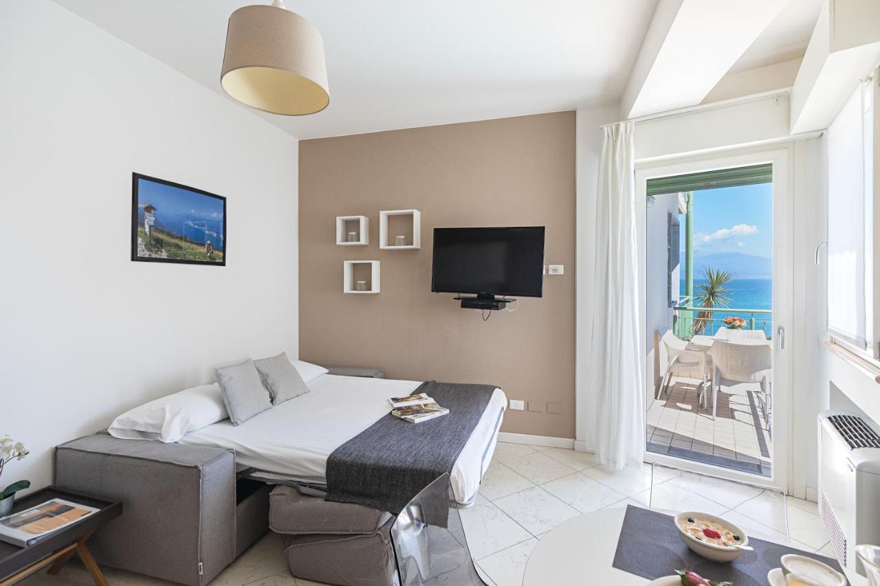 Residenza Miralago By Wonderful Italy Desenzano del Garda Buitenkant foto